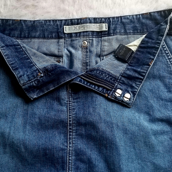 Express Precision Fit Vintage Jean Skirt stretchy - Picture 7 of 7